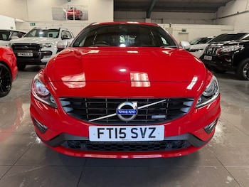 Used Volvo V60 2015 for sale - 79334093: Photo