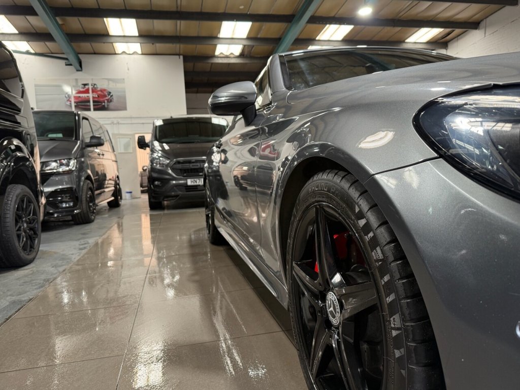 Used Mercedes-Benz C Class 2017 for sale - 76923557: Photo 10