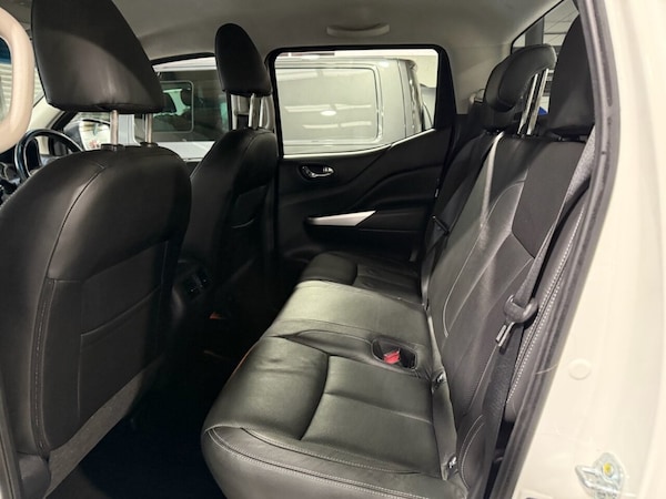 Used Nissan Navara 2017 for sale - 76279504: Photo 23