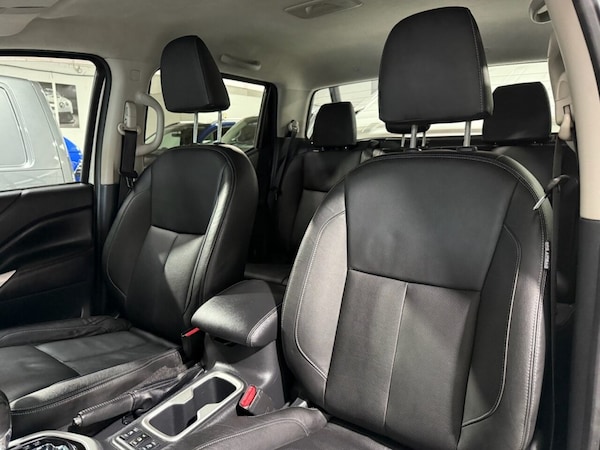 Used Nissan Navara 2017 for sale - 76279504: Photo 26