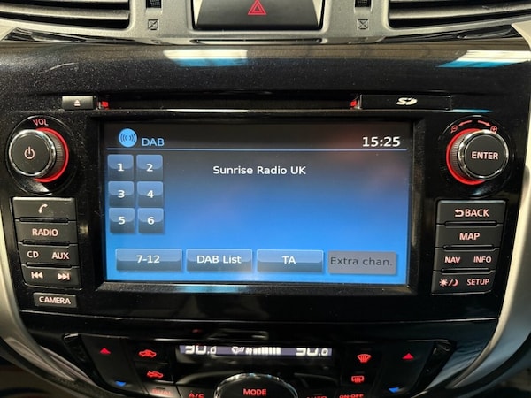 Used Nissan Navara 2017 for sale - 76279504: Photo 30