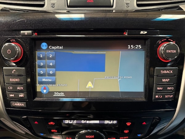 Used Nissan Navara 2017 for sale - 76279504: Photo 32