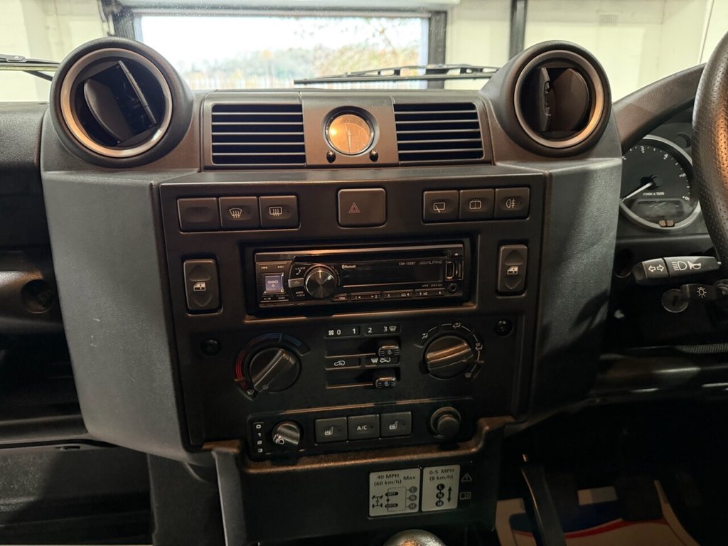 Used Land Rover Defender 2014 for sale - 77436698: Photo 24