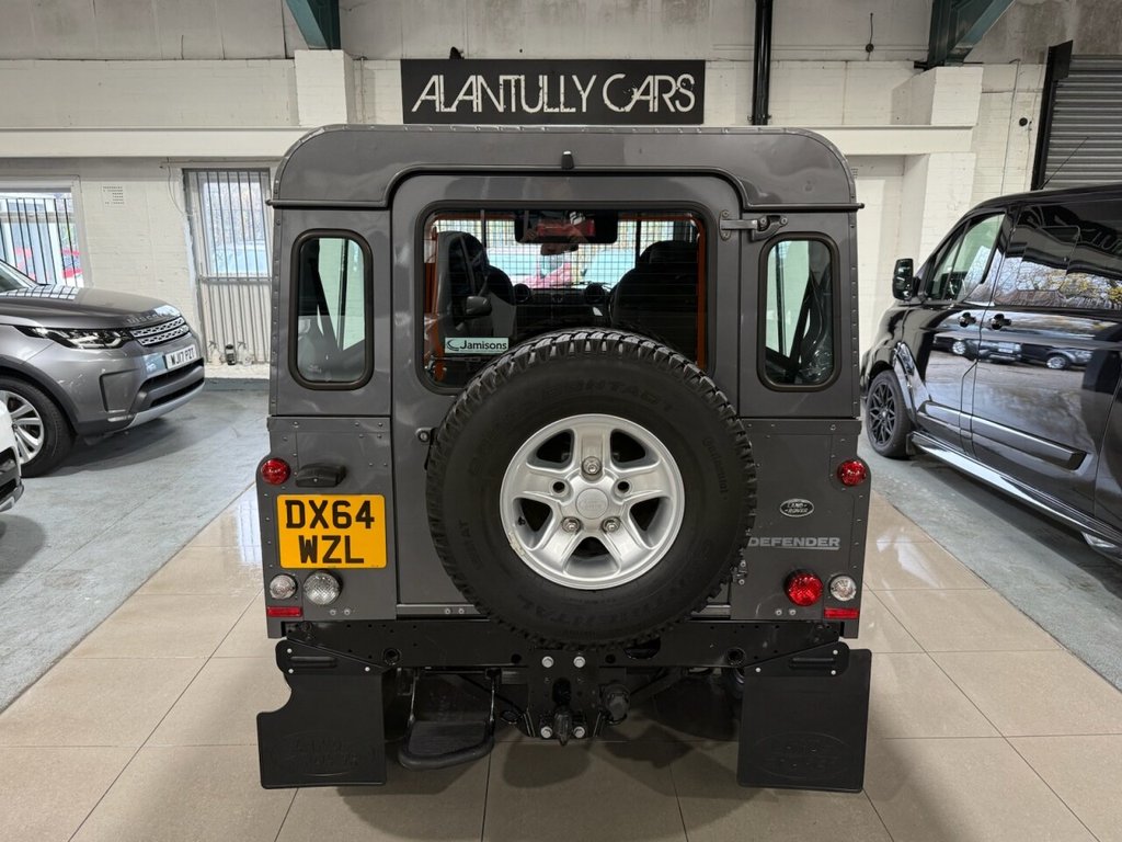 Used Land Rover Defender 2014 for sale - 77436698: Photo 4