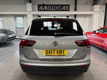 Used Volkswagen Tiguan 2017 for sale - 79493415: Photo