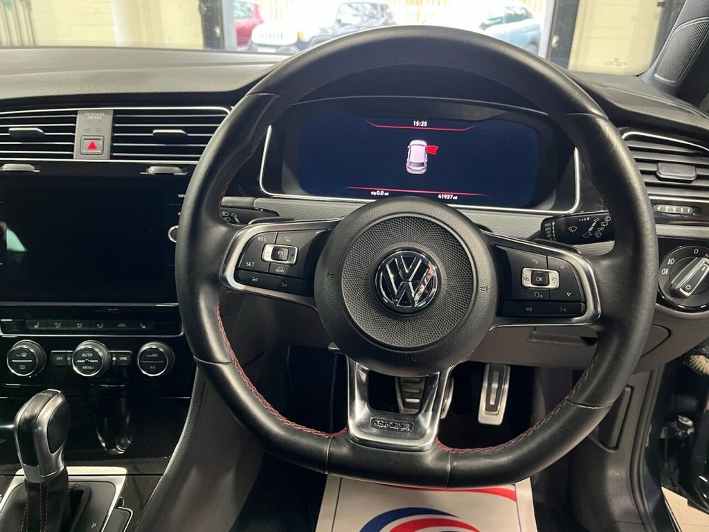 Used Volkswagen Golf 2018 for sale - 77849826: Photo 18