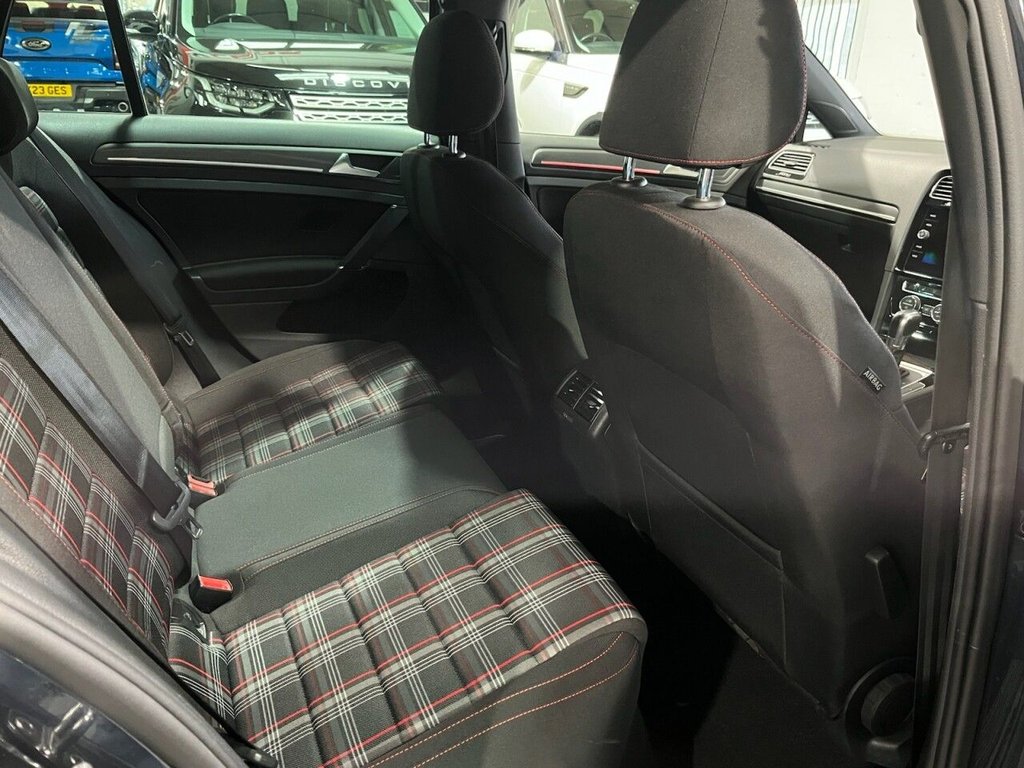 Used Volkswagen Golf 2018 for sale - 77849826: Photo 20