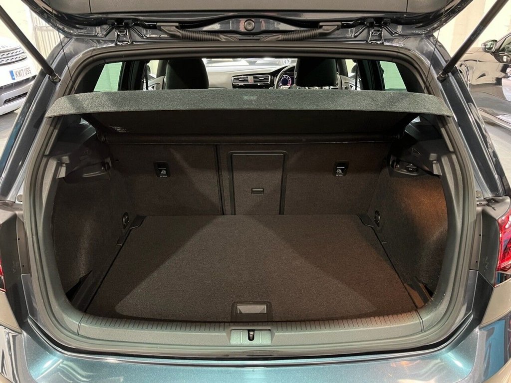 Used Volkswagen Golf 2018 for sale - 77849826: Photo 22