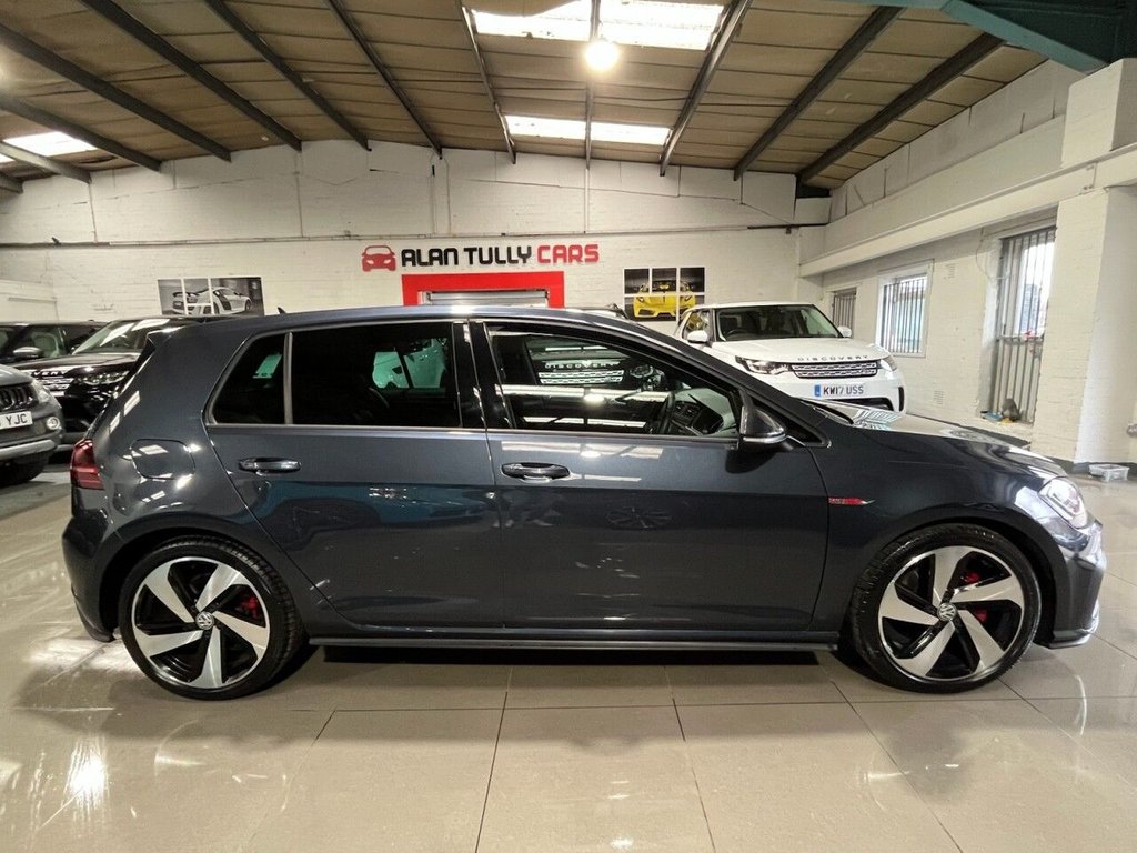 Used Volkswagen Golf 2018 for sale - 77849826: Photo 8