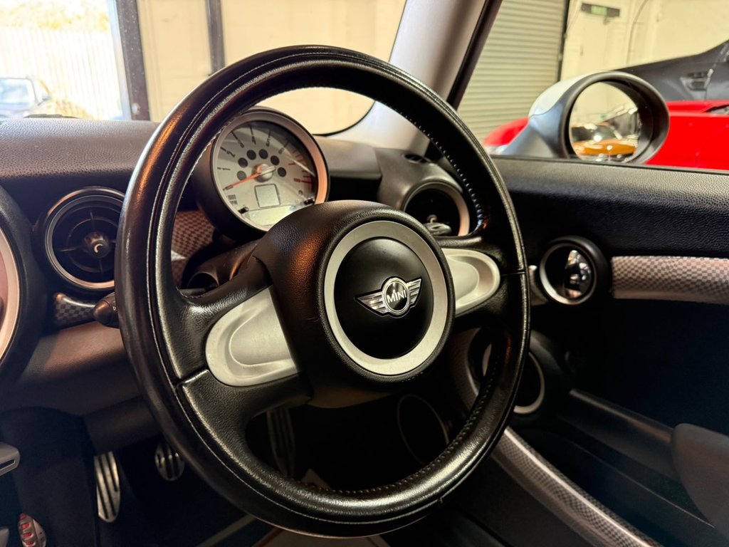 Used MINI Hatch 2010 for sale - 77765527: Photo 23