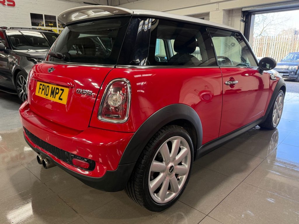 Used MINI Hatch 2010 for sale - 77765527: Photo 5