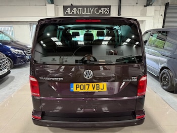 Used Volkswagen Transporter 2017 for sale - 76235638: Photo