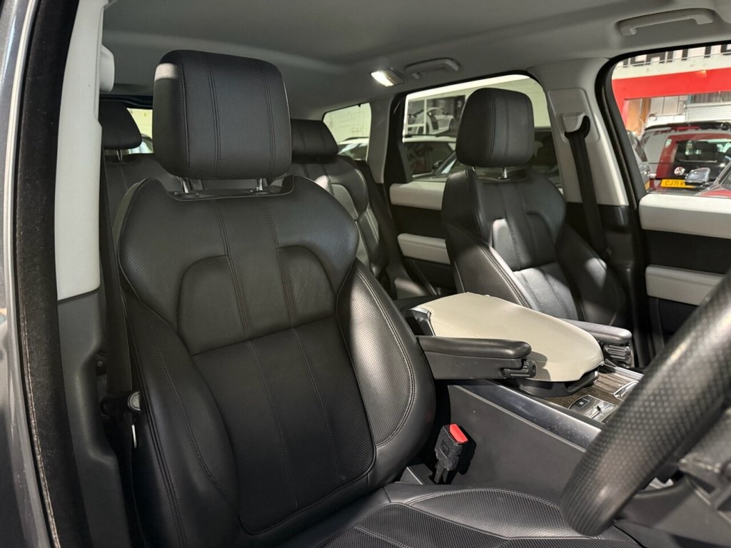 Used Land Rover Range Rover Sport 2016 for sale - 76617671: Photo 19