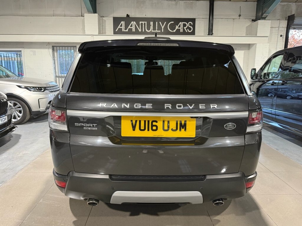 Used Land Rover Range Rover Sport 2016 for sale - 76617671: Photo 4