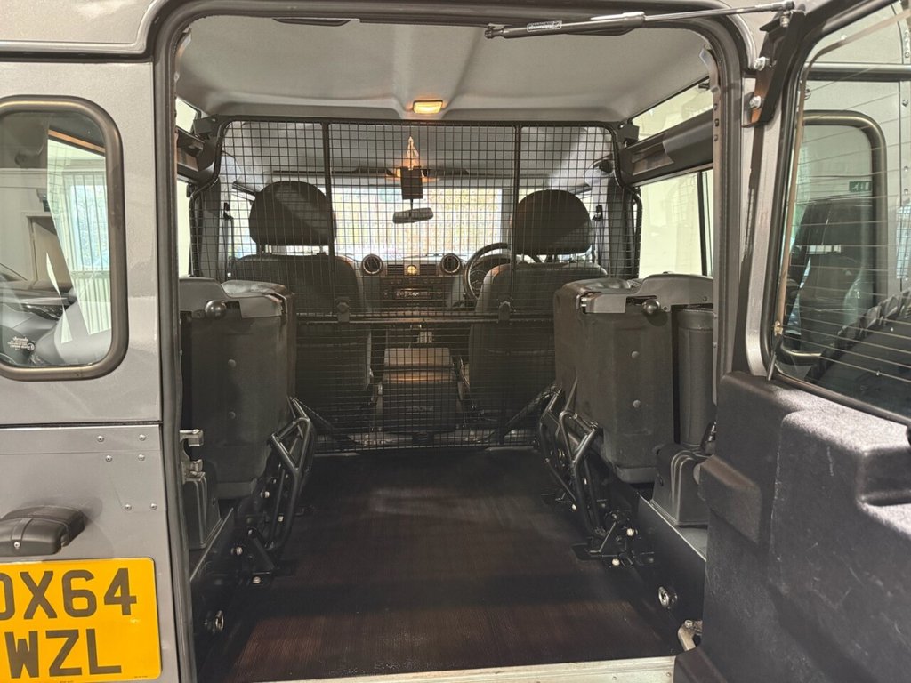 Used Land Rover Defender 2014 for sale - 76868048: Photo 20