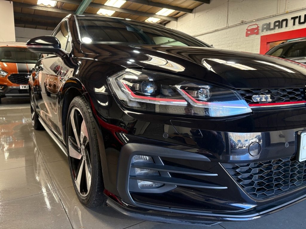 Used Volkswagen Golf 2017 for sale - 77820961: Photo 10