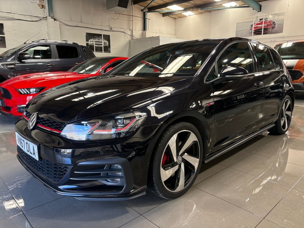 Used Volkswagen Golf 2017 for sale - 77820961: Photo 2