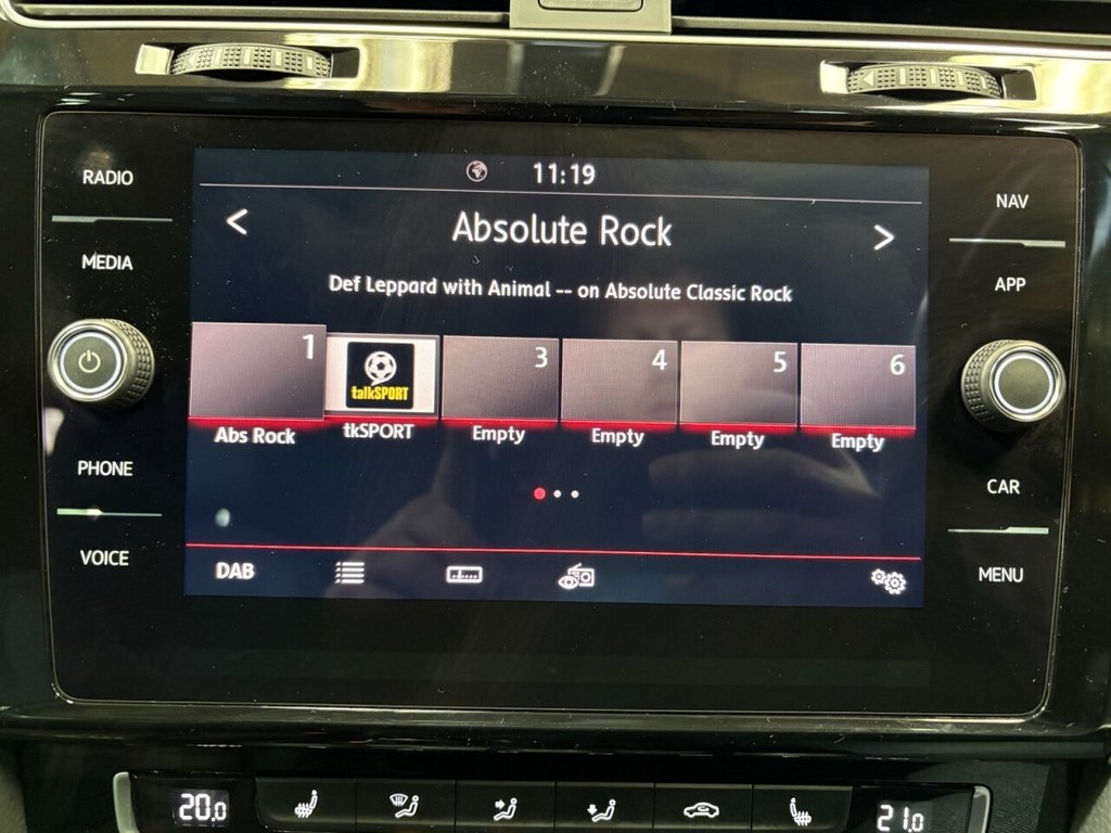 Used Volkswagen Golf 2017 for sale - 77820961: Photo 25