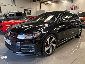 Used Volkswagen Golf 2017 for sale - 77820961: Photo