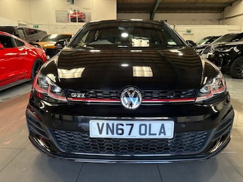 Used Volkswagen Golf 2017 for sale - 77820961: Photo