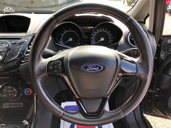 Used Ford Fiesta 2015 for sale - 75375985: Photo 14
