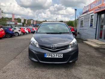 Used Toyota Yaris 2013 for sale - 74438617: Photo