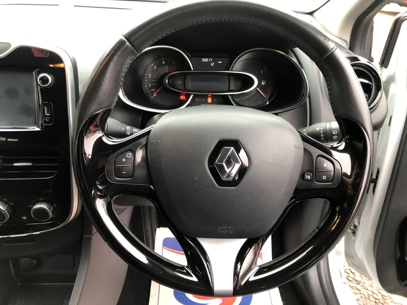 Used Renault Clio 2016 for sale - 77437892: Photo 10