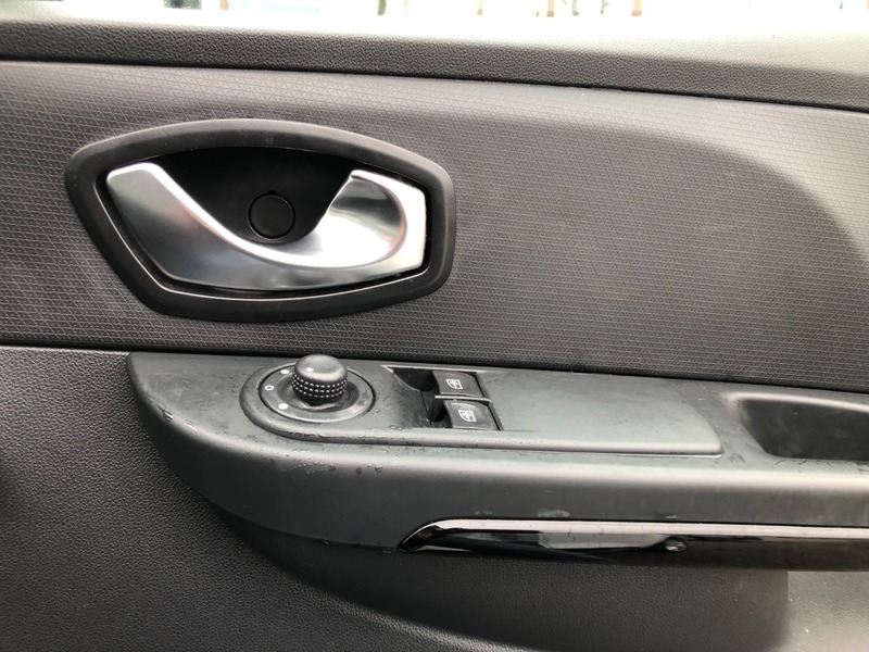 Used Renault Clio 2016 for sale - 77437892: Photo 14