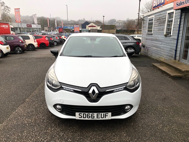 Used Renault Clio 2016 for sale - 77437892: Photo 2