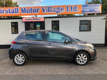 Used Toyota Yaris 2013 for sale - 79724222: Photo