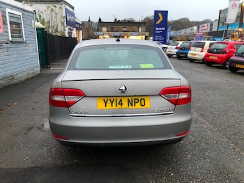 Used Skoda Superb 2014 for sale - 76583057: Photo