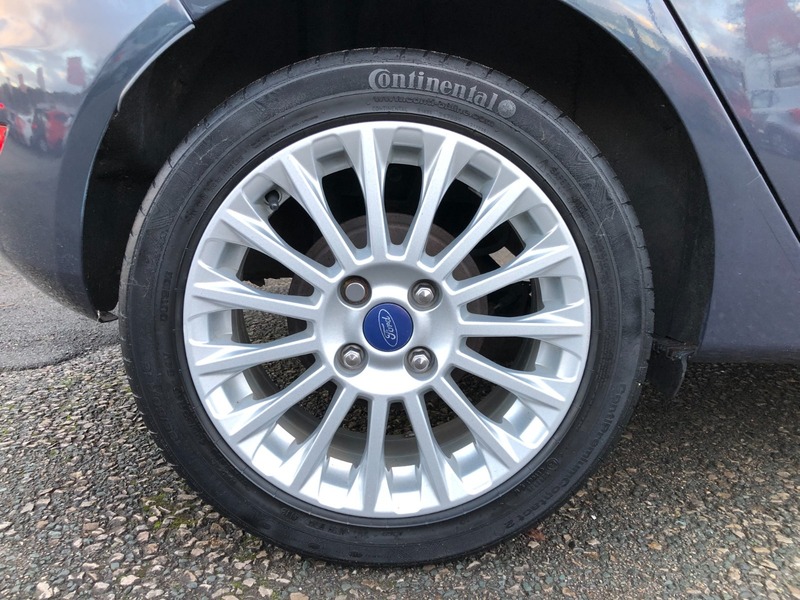 Used Ford Fiesta 2012 for sale - 76725261: Photo 7