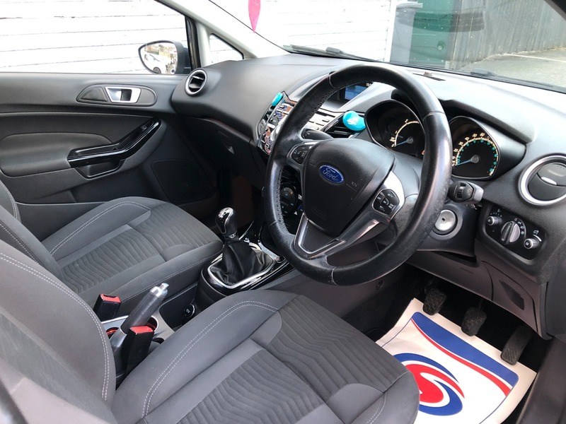 Used Ford Fiesta 2012 for sale - 76725261: Photo 8