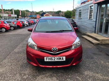 Used Toyota Yaris 2012 for sale - 78558023: Photo