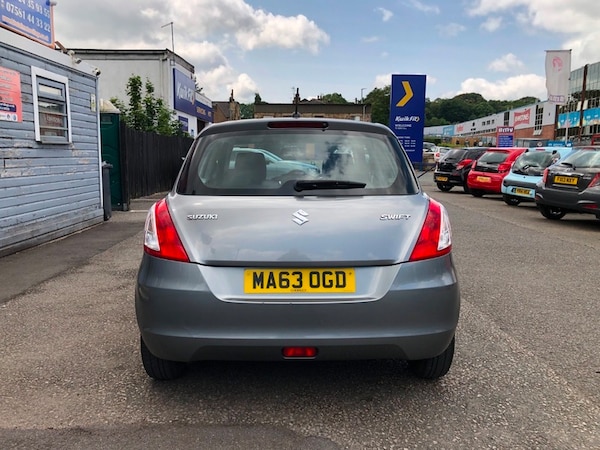 Used Suzuki Swift 2013 for sale - 74904272: Photo 5