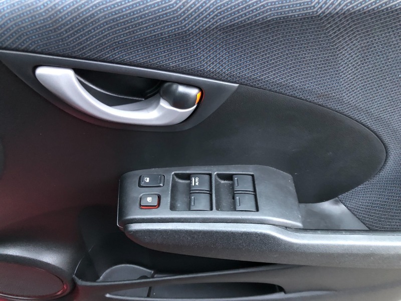 Used Honda Jazz 2010 for sale - 77452712: Photo 14