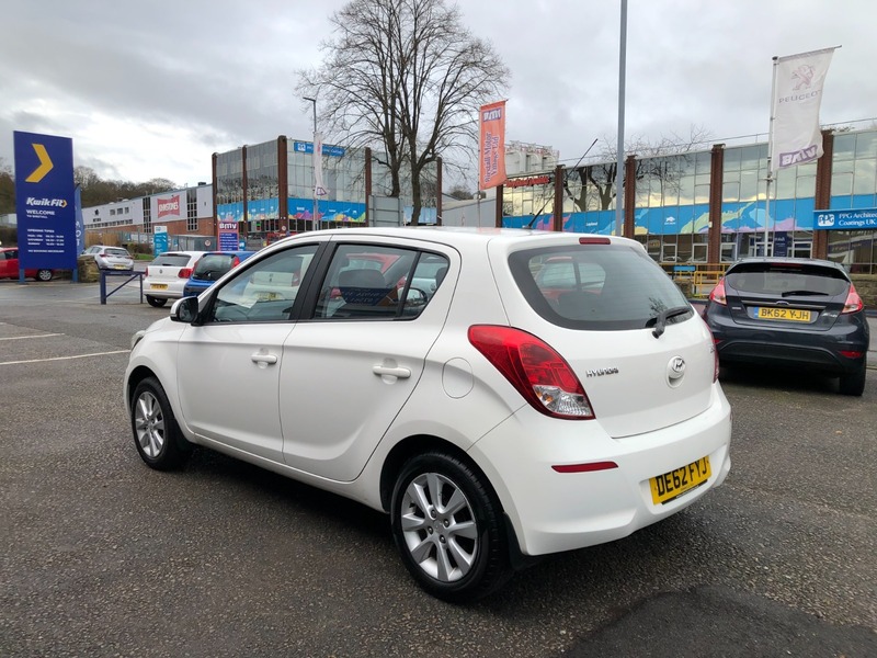 Used Hyundai i20 2012 for sale - 76712181: Photo 6