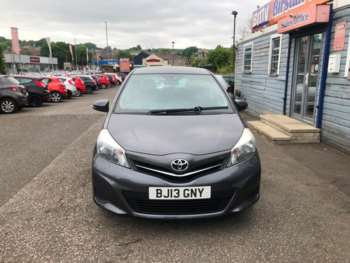 Used Toyota Yaris 2013 for sale - 74649489: Photo