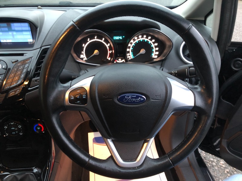 Used Ford Fiesta 2017 for sale - 76665911: Photo 11