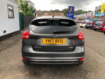 Used Ford Focus 2017 for sale - 78794136: Photo