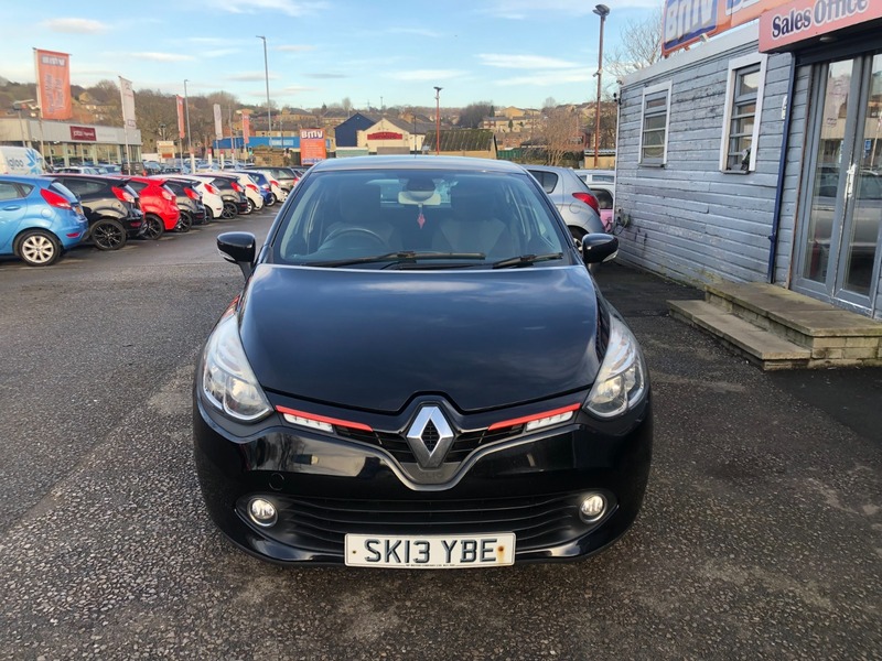 Used Renault Clio 2013 for sale - 77201031: Photo 2