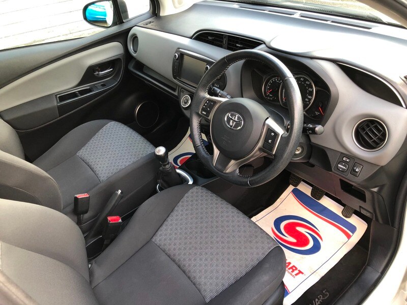 Used Toyota Yaris 2015 for sale - 77668113: Photo 10