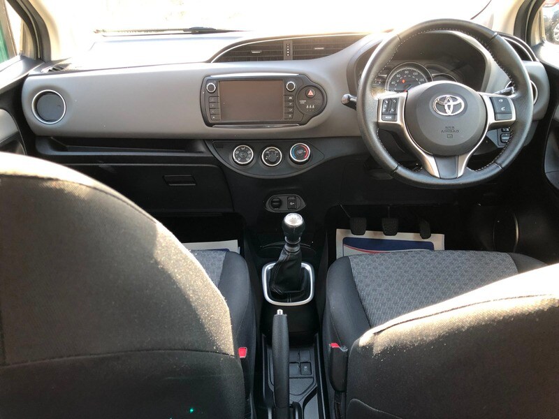Used Toyota Yaris 2015 for sale - 77668113: Photo 18