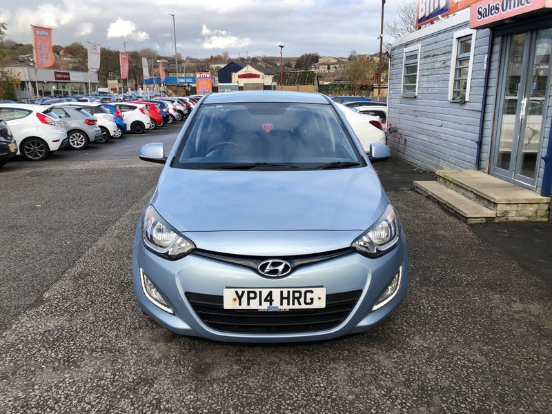 Used Hyundai i20 2014 for sale - 76520873: Photo 2