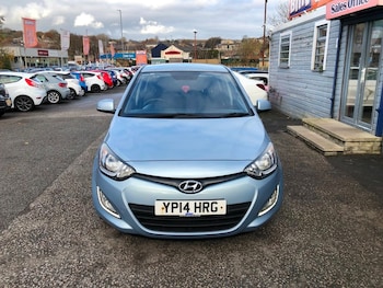 Used Hyundai i20 2014 for sale - 76520873: Photo