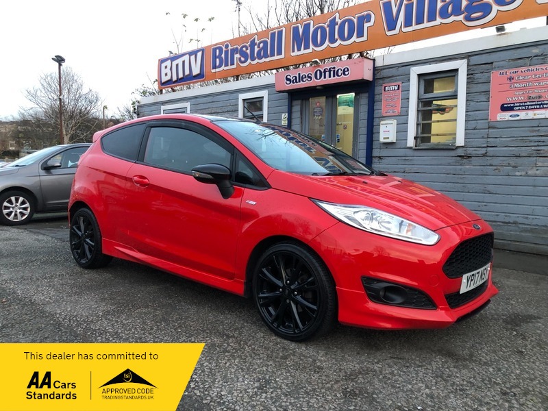 Used Ford Fiesta 2017 for sale - 76665888: Photo 1