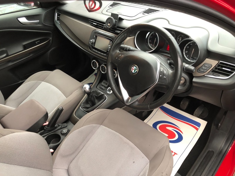 Used Alfa Romeo Giulietta 2015 for sale - 76848532: Photo 10