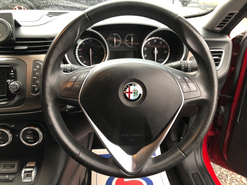Used Alfa Romeo Giulietta 2015 for sale - 76848532: Photo 11