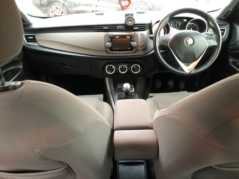 Used Alfa Romeo Giulietta 2015 for sale - 76848532: Photo 18