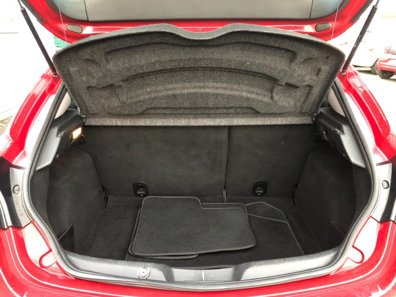 Used Alfa Romeo Giulietta 2015 for sale - 76848532: Photo 20